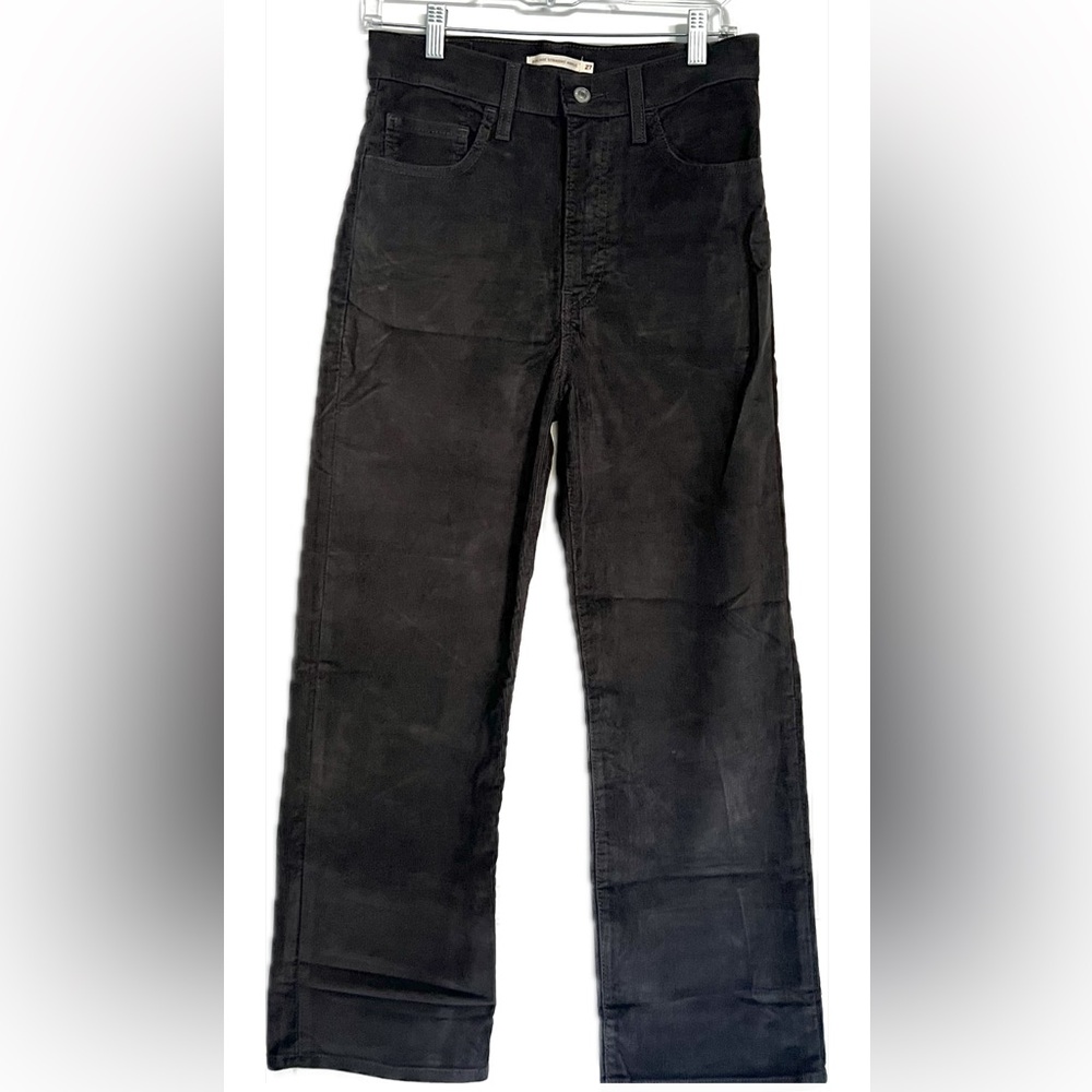 Levi’s rib cage straight ankle corduroy pants size 27